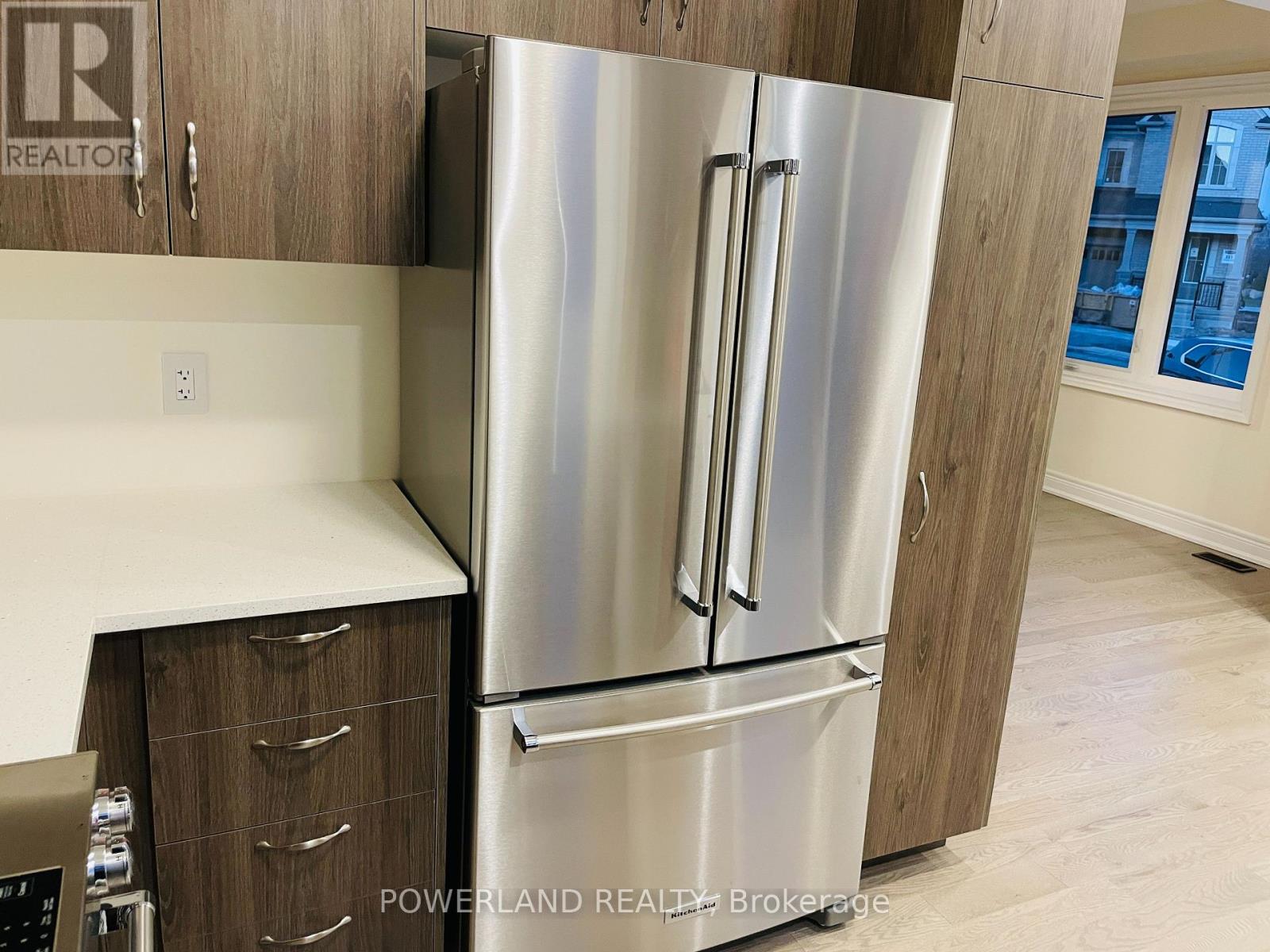 17 Hercules Club Drive, Richmond Hill, Ontario  L4E 1K6 - Photo 11 - N12550472