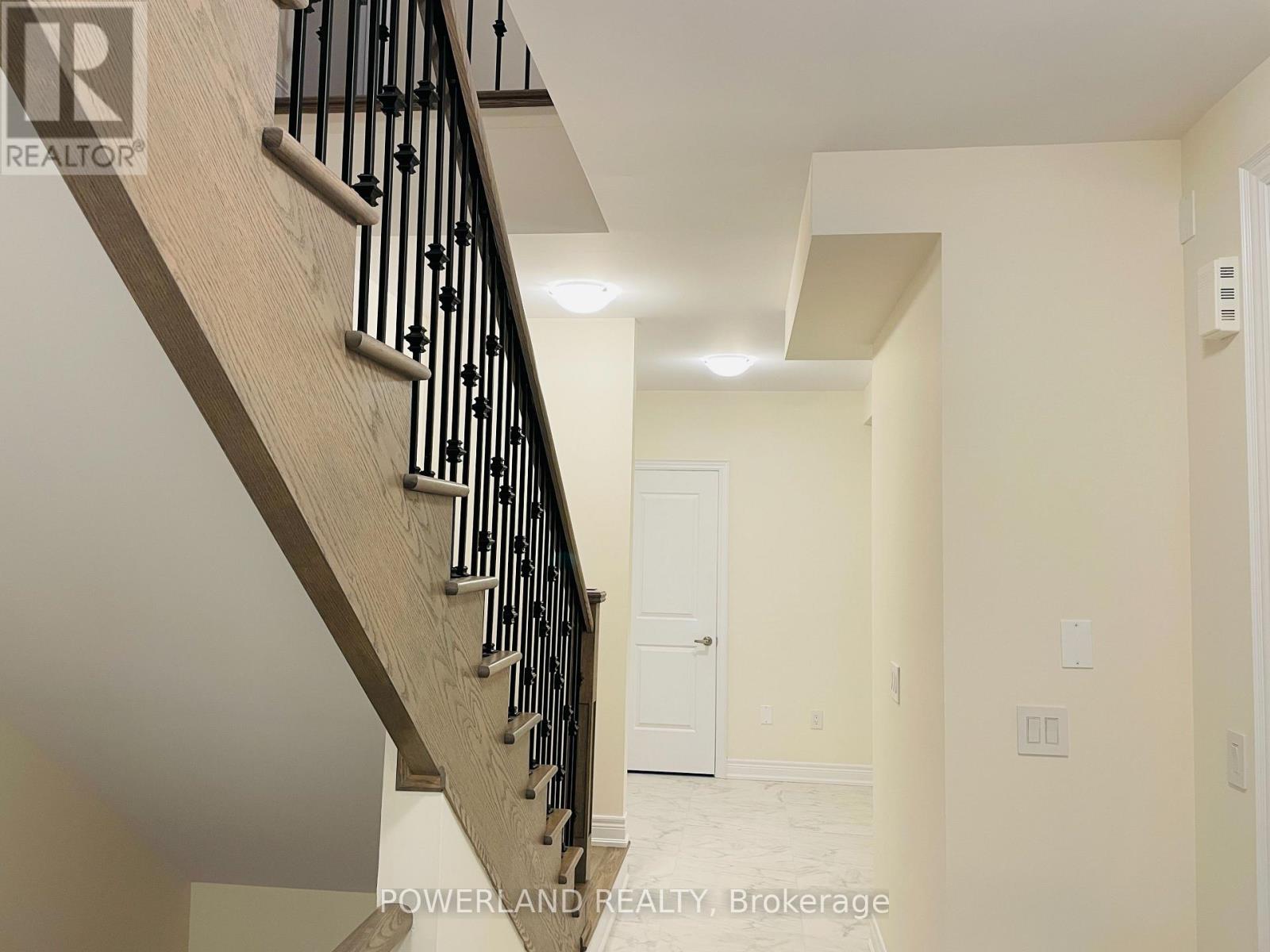 17 Hercules Club Drive, Richmond Hill, Ontario  L4E 1K6 - Photo 16 - N12550472