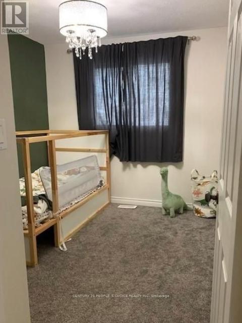 8166 Paddock Trail Drive, Niagara Falls, Ontario  L2H 1X3 - Photo 10 - X12538742