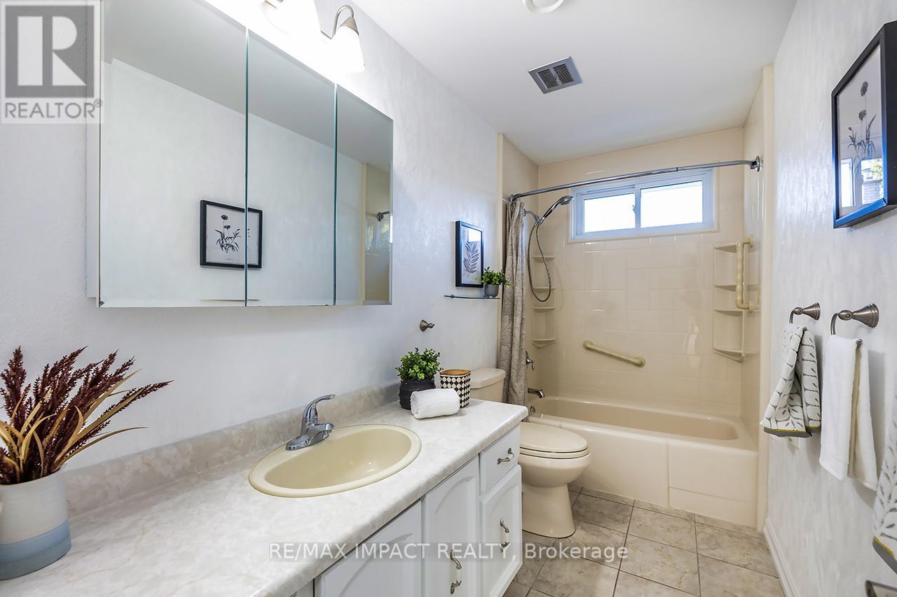 30 Hetherington Drive, Clarington, Ontario  L1C 3R4 - Photo 15 - E12550554