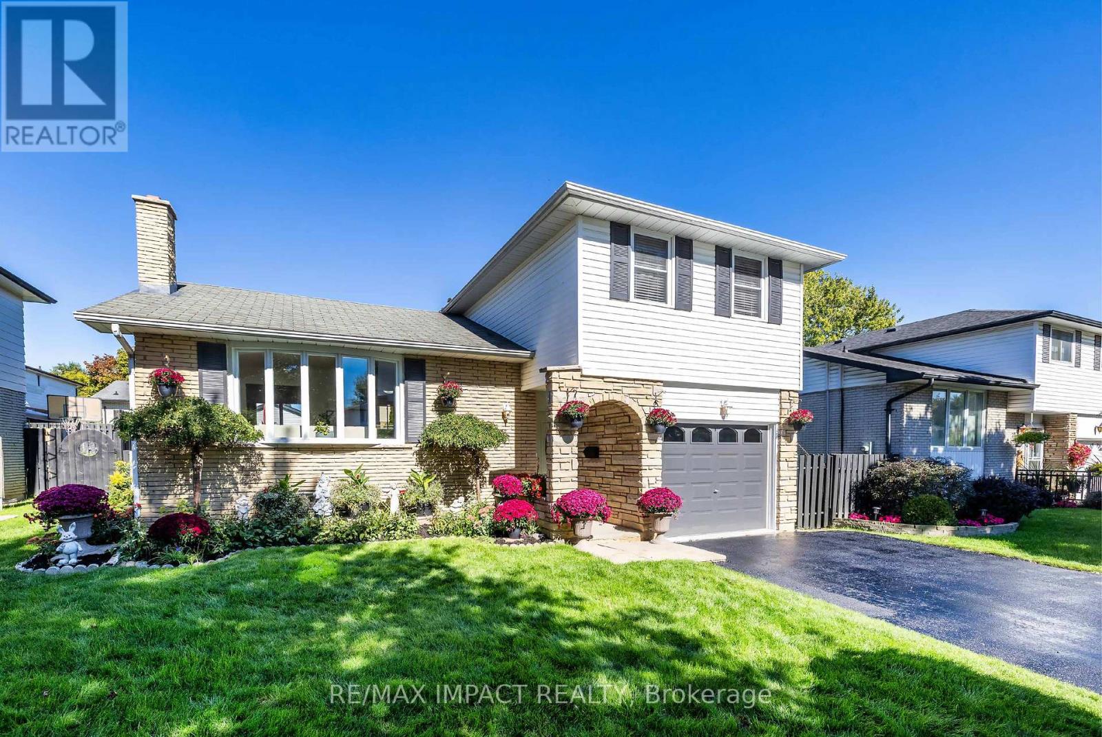 30 Hetherington Drive, Clarington, Ontario  L1C 3R4 - Photo 2 - E12550554