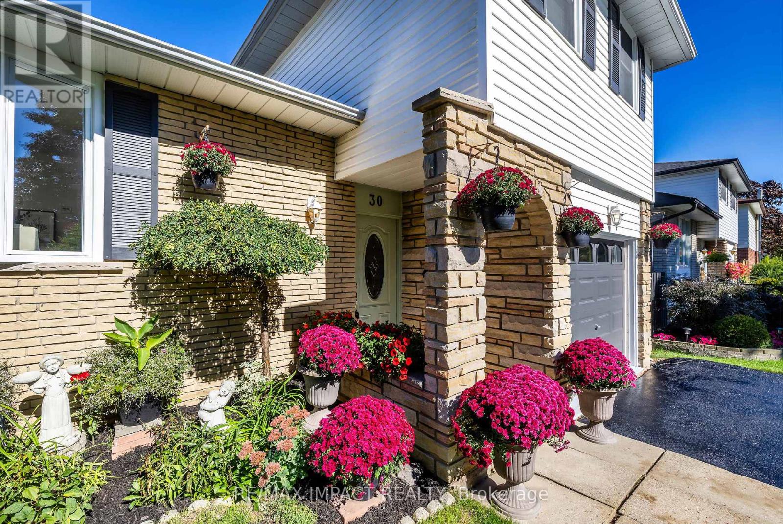 30 Hetherington Drive, Clarington, Ontario  L1C 3R4 - Photo 3 - E12550554