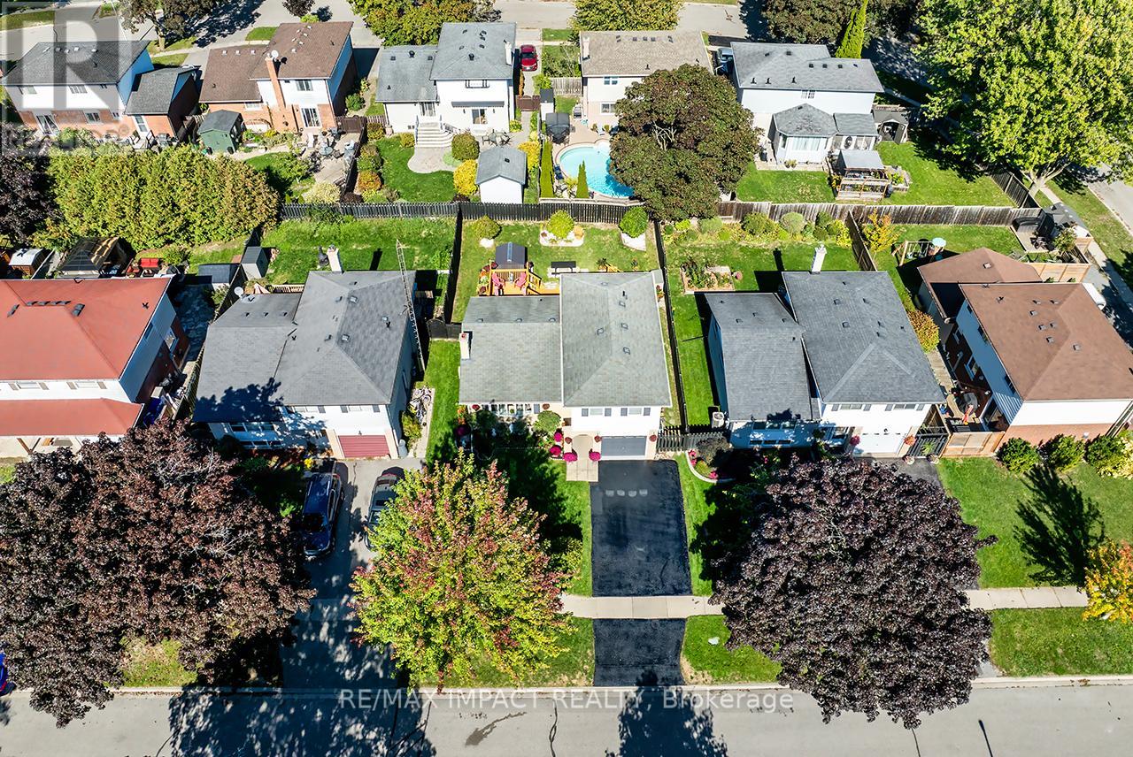 30 Hetherington Drive, Clarington, Ontario  L1C 3R4 - Photo 4 - E12550554