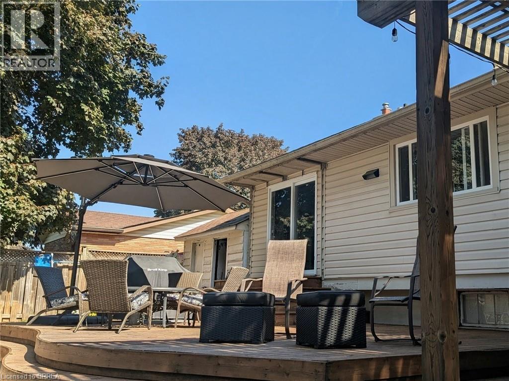 14 Meadow Road, Brantford, Ontario  N3R 3L1 - Photo 24 - 40777591