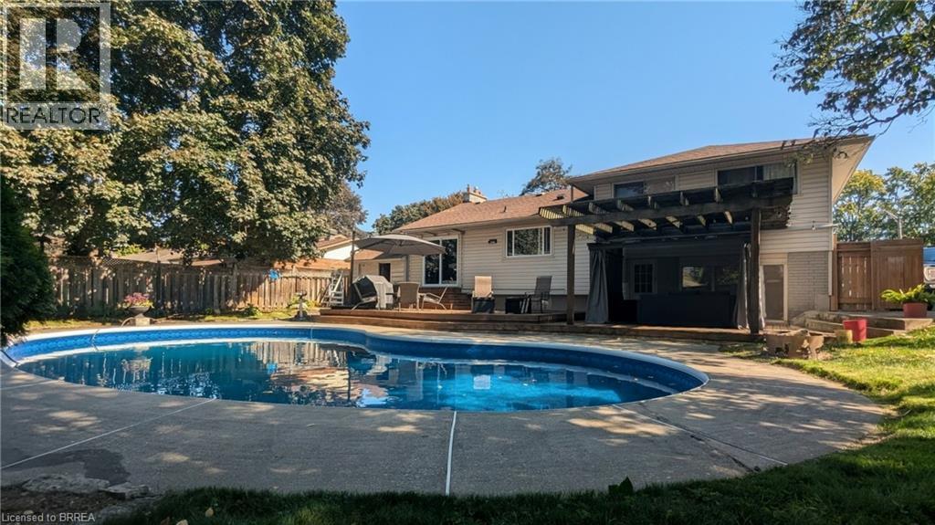 14 Meadow Road, Brantford, Ontario  N3R 3L1 - Photo 28 - 40777591