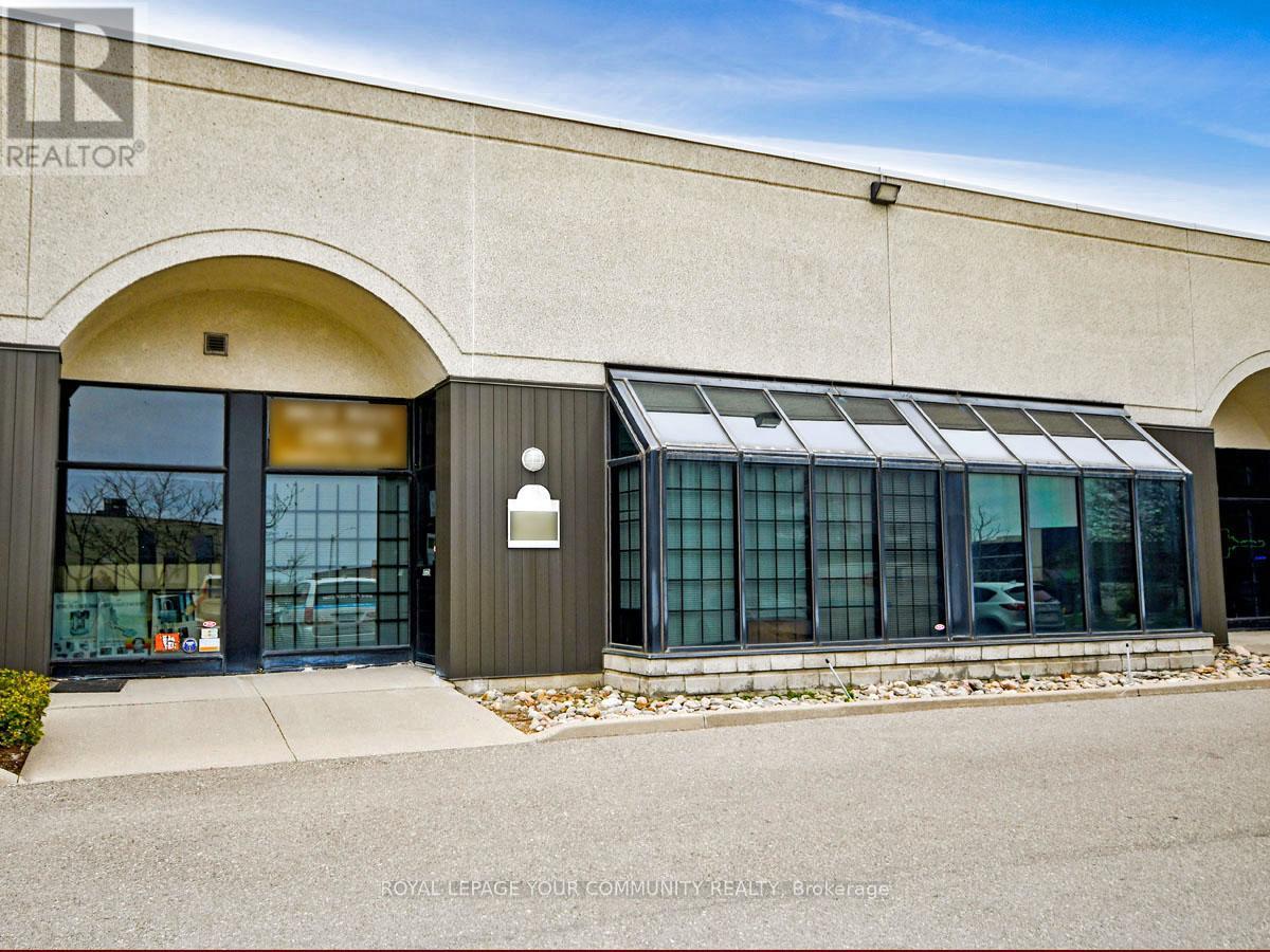 3 - 800 PETROLIA ROAD, Toronto, Ontario