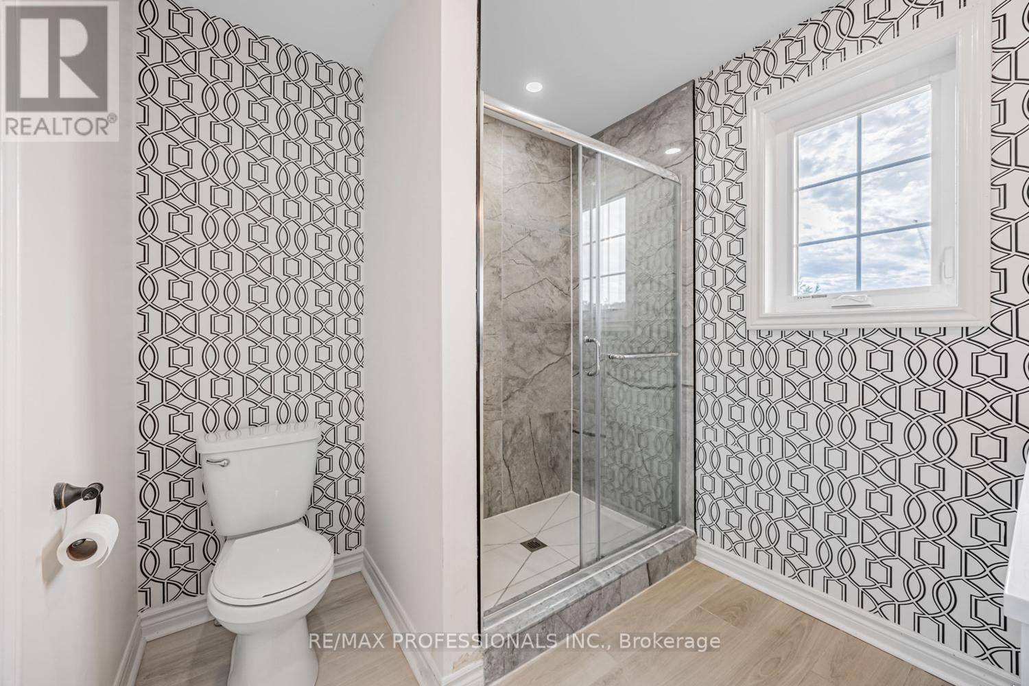 56 Parker Avenue, Toronto, Ontario  M8Z 4L8 - Photo 24 - W12550392