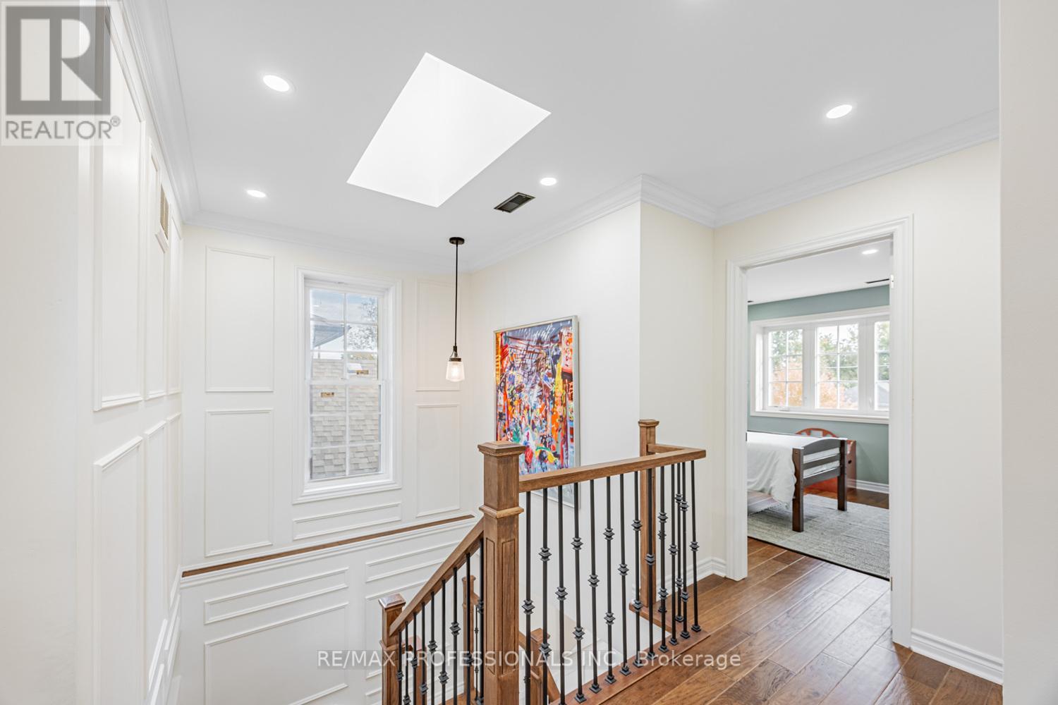 56 Parker Avenue, Toronto, Ontario  M8Z 4L8 - Photo 28 - W12550392