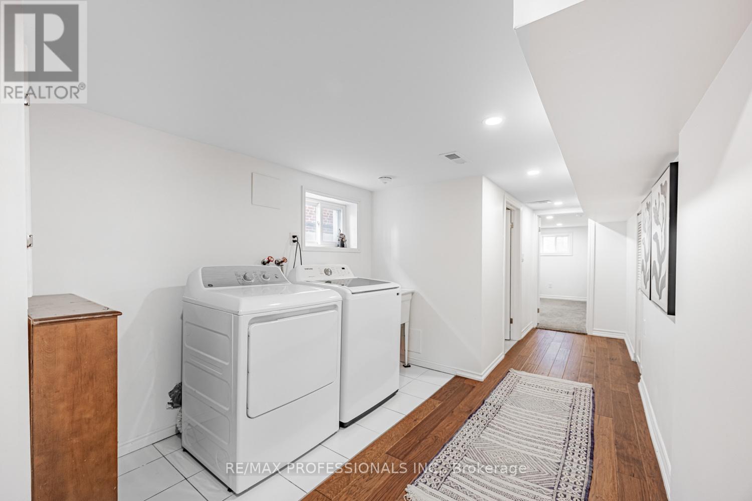 56 Parker Avenue, Toronto, Ontario  M8Z 4L8 - Photo 30 - W12550392