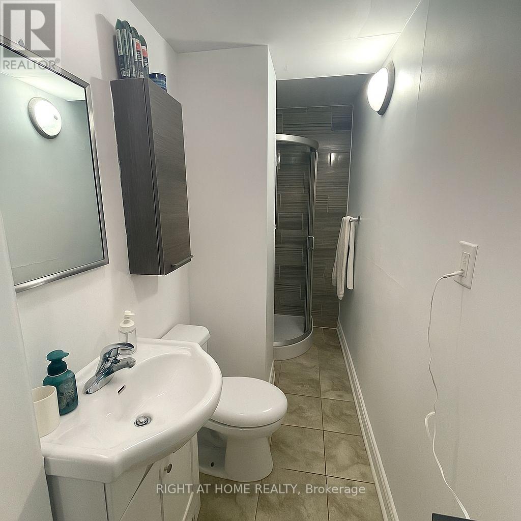 Main - 75 Bartlett Avenue, Toronto, Ontario  M6H 3E8 - Photo 4 - W12550430