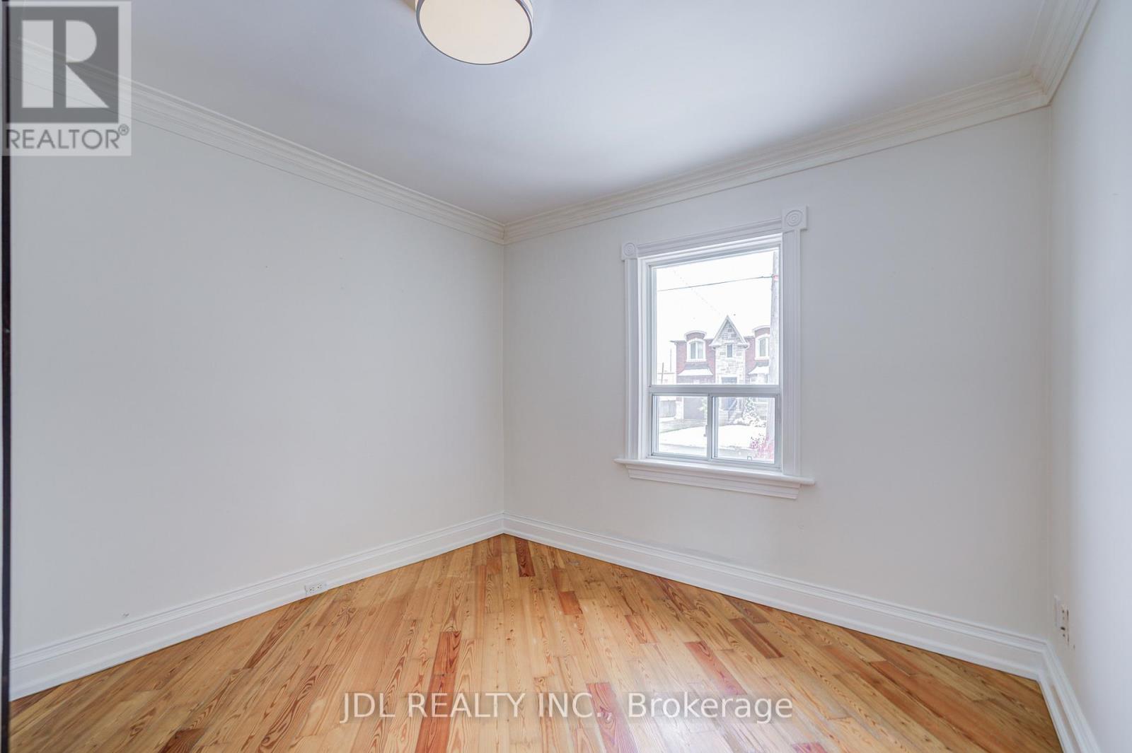 138 Wesley Street W, Toronto, Ontario  M8Y 2X1 - Photo 10 - W12550452