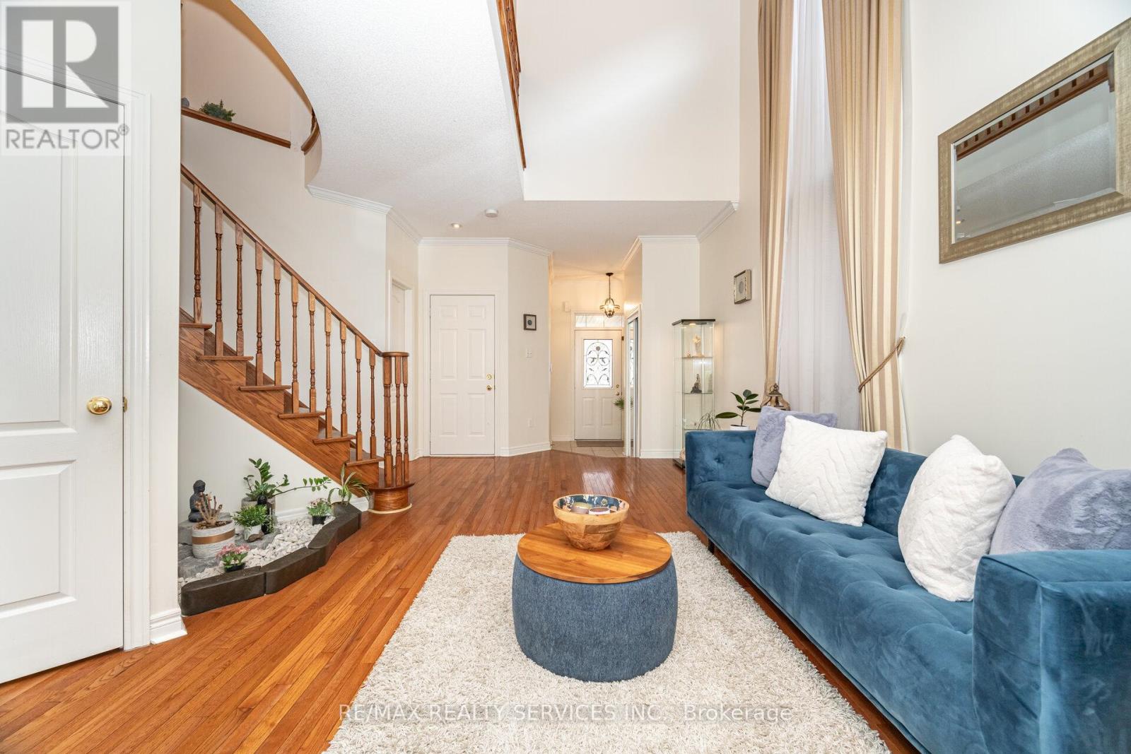 12 Rainy Dale Road, Brampton, Ontario  L6V 4S7 - Photo 8 - W12550460