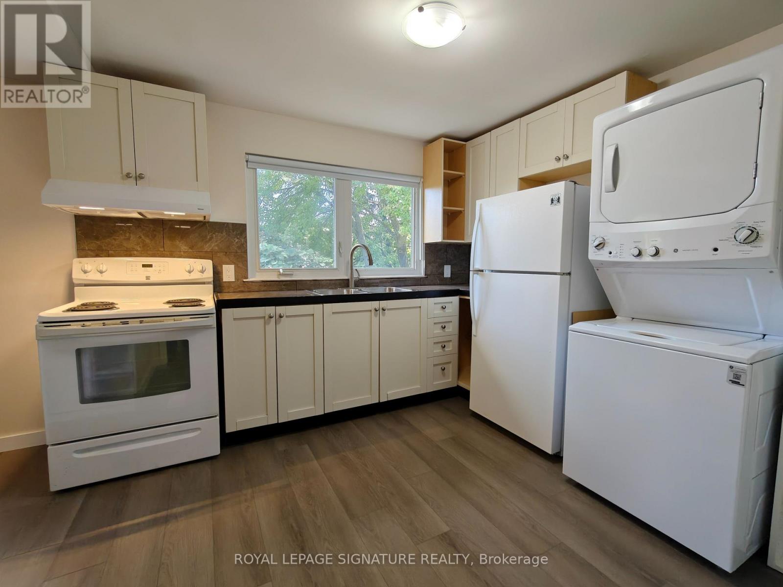 (Upper) - 1443 Glen Rutley Circle, Mississauga, Ontario  L4X 1Z8 - Photo 13 - W12550498