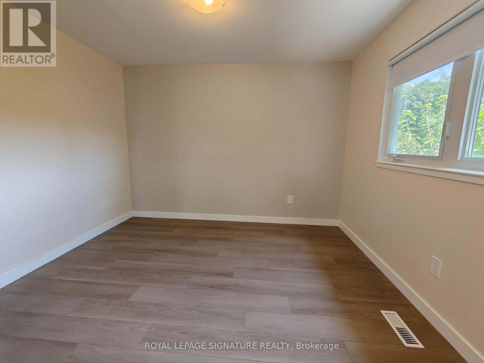 (Upper) - 1443 Glen Rutley Circle, Mississauga, Ontario  L4X 1Z8 - Photo 19 - W12550498