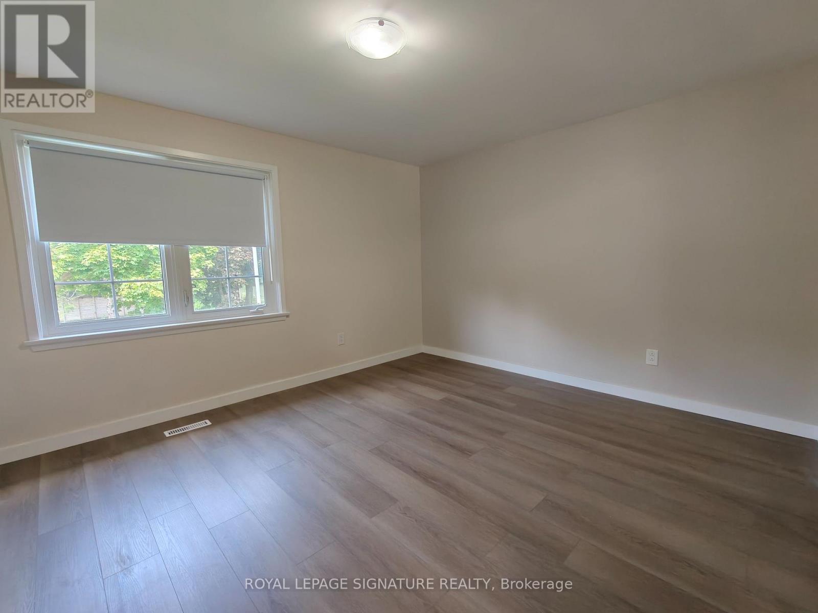 (Upper) - 1443 Glen Rutley Circle, Mississauga, Ontario  L4X 1Z8 - Photo 6 - W12550498