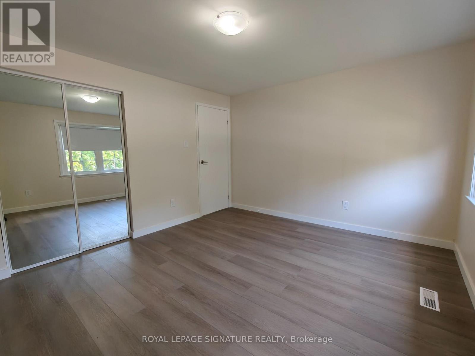 (Upper) - 1443 Glen Rutley Circle, Mississauga, Ontario  L4X 1Z8 - Photo 7 - W12550498