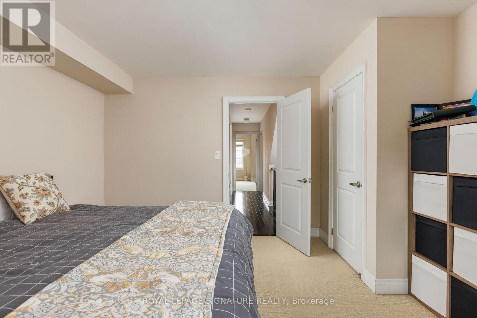 825c Oxford Street, Toronto, Ontario  M8Z 0B3 - Photo 22 - W12550522