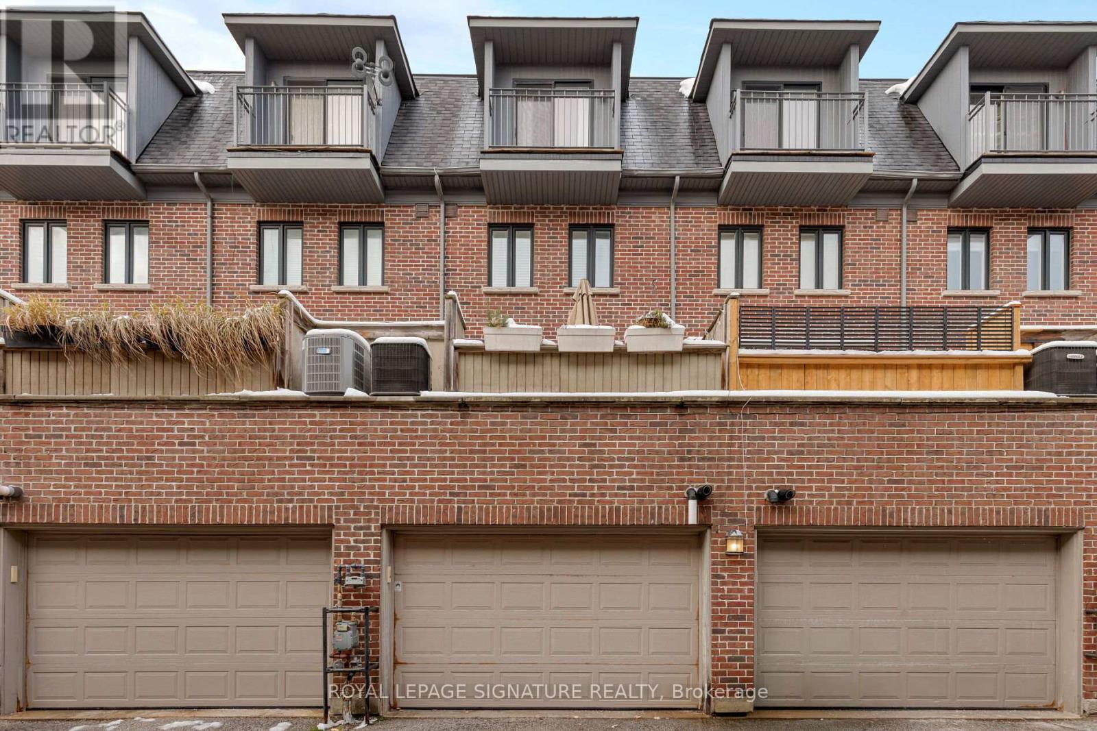 825c Oxford Street, Toronto, Ontario  M8Z 0B3 - Photo 29 - W12550522