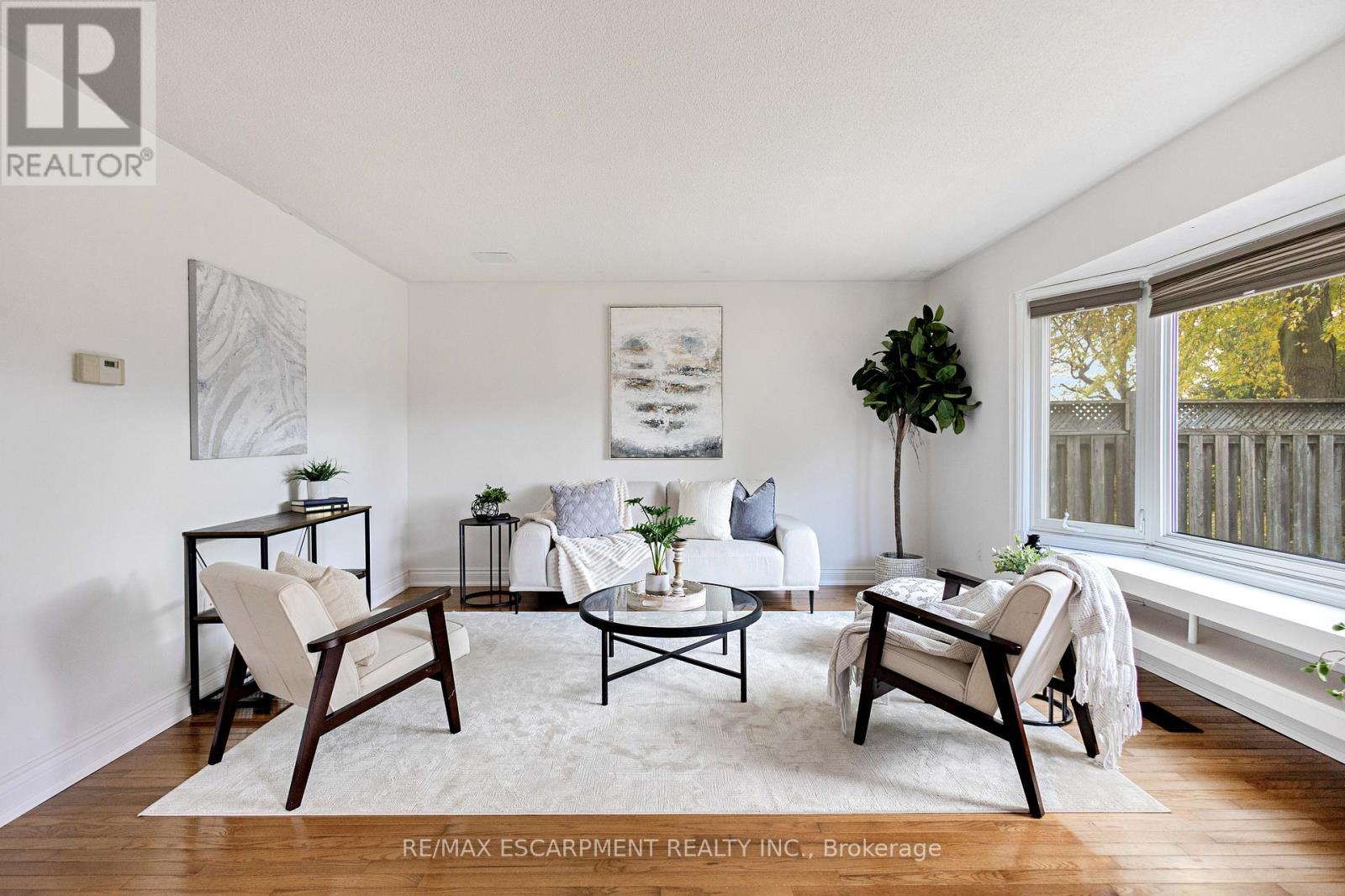 2250 Middlesmoor Crescent, Burlington, Ontario  L7P 3X6 - Photo 15 - W12550536