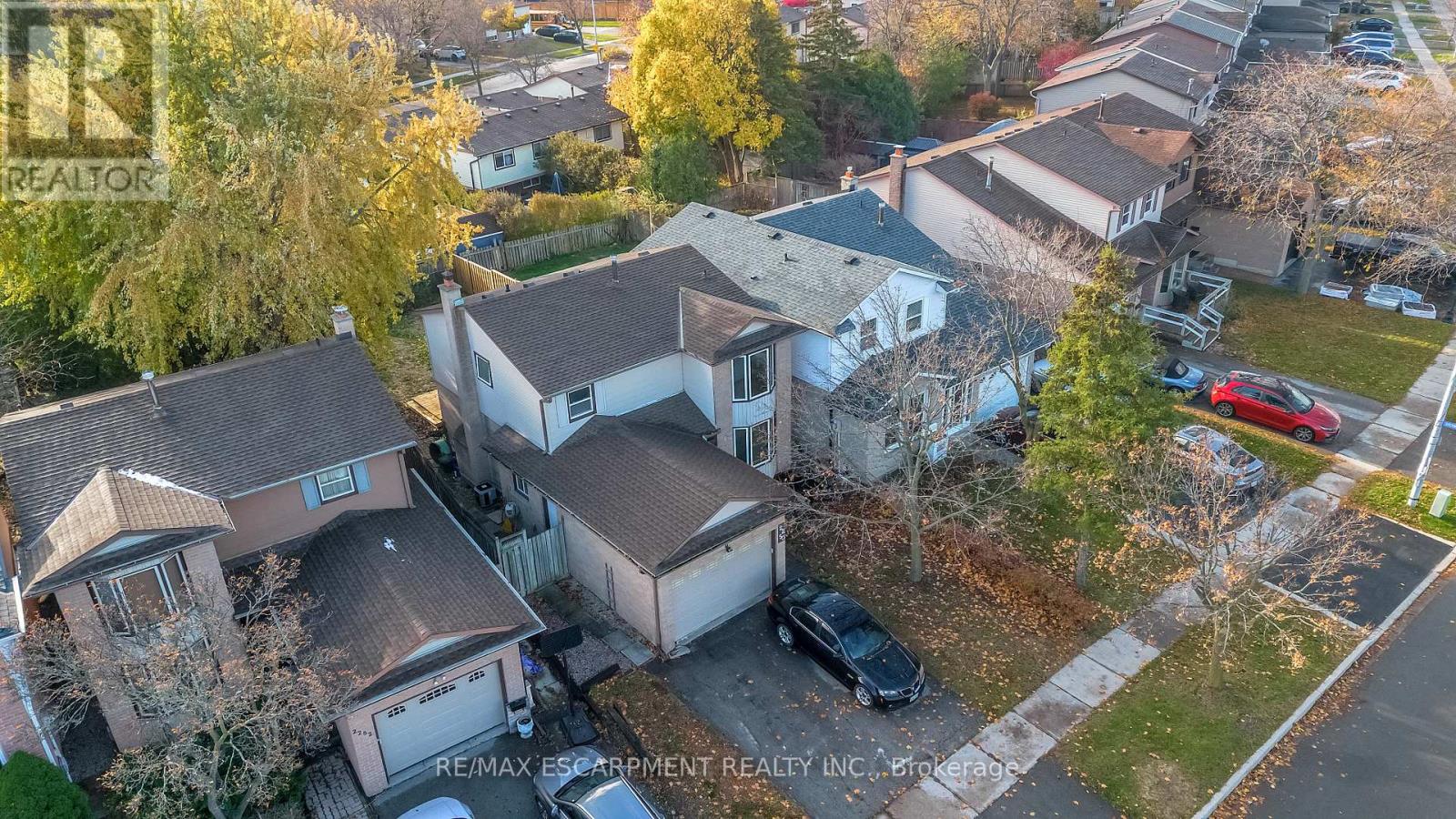 2250 Middlesmoor Crescent, Burlington, Ontario  L7P 3X6 - Photo 36 - W12550536