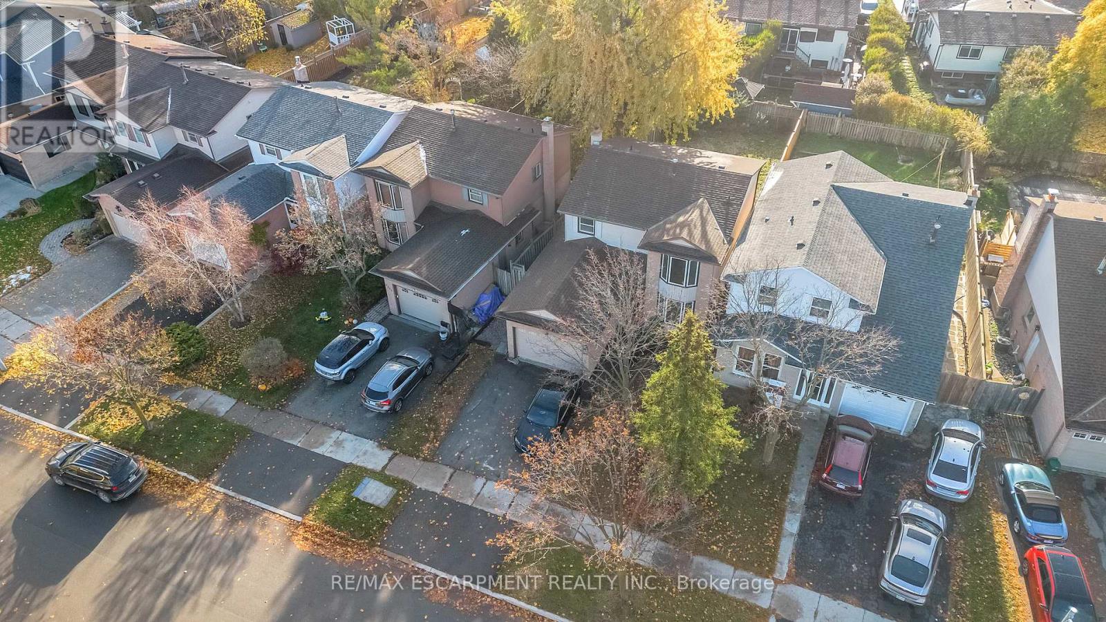 2250 Middlesmoor Crescent, Burlington, Ontario  L7P 3X6 - Photo 38 - W12550536