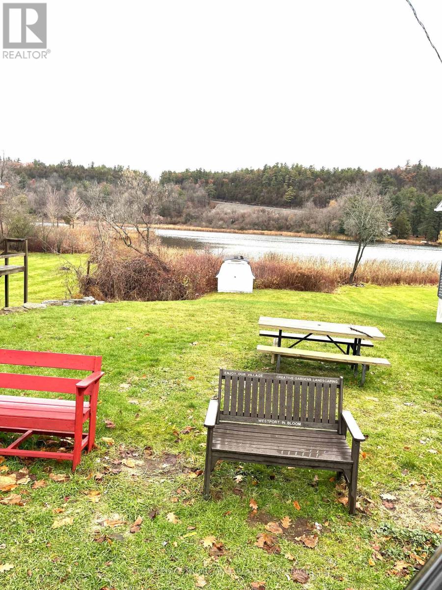 8 Bedford Street, Rideau Lakes, Ontario  K7P 2C5 - Photo 4 - X12550626