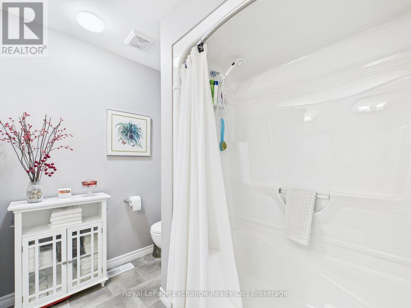 8 - 395 Joseph Street W, Saugeen Shores, Ontario N0H 2C2 - Photo 31 - X12550650