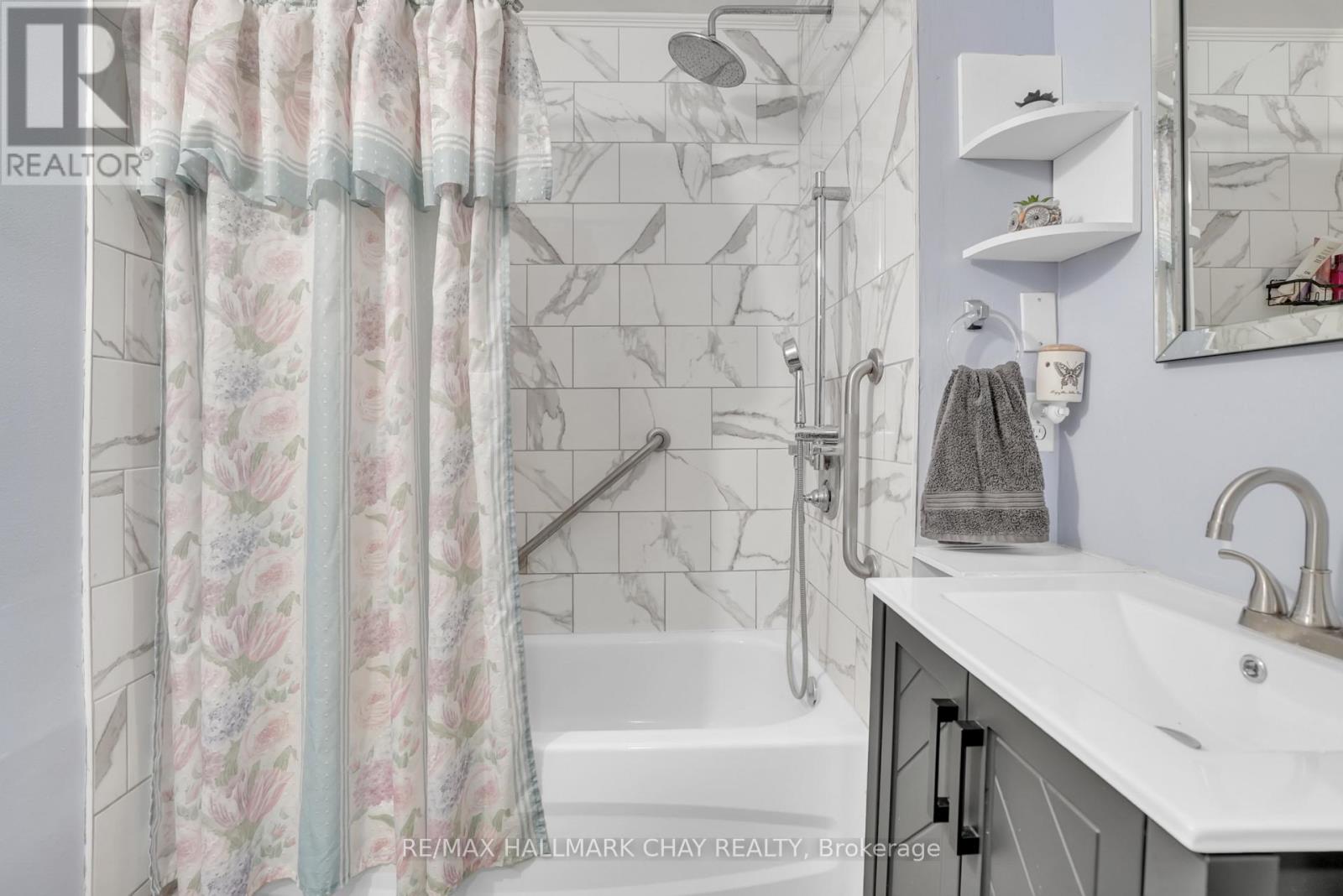 6164 County Rd 13 Road, Adjala-Tosorontio, Ontario  L0M 1J0 - Photo 17 - N12482984