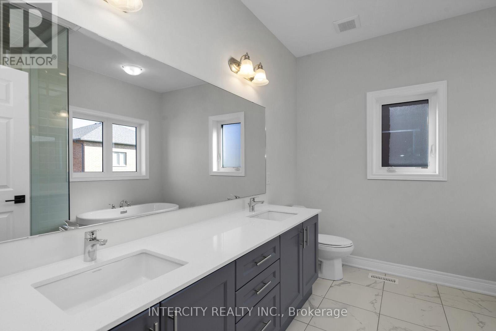 5 Kessler Drive, Brampton, Ontario  L6R 4G2 - Photo 18 - W12451230