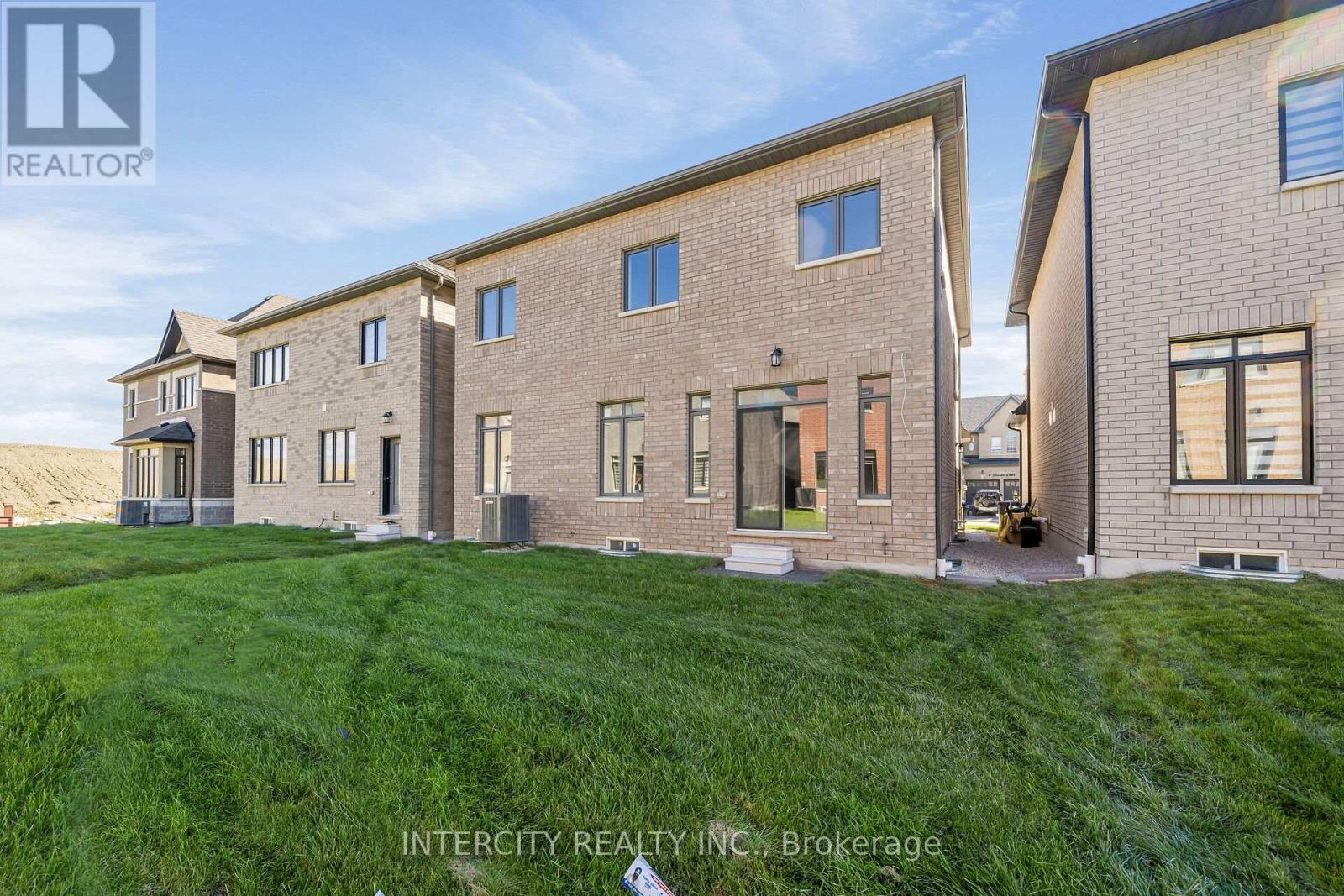 5 Kessler Drive, Brampton, Ontario  L6R 4G2 - Photo 30 - W12451230