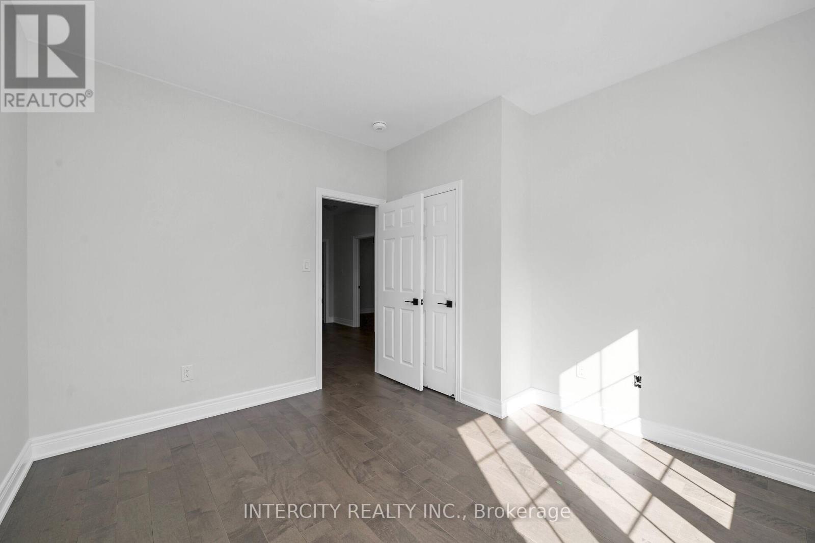 5 Kessler Drive, Brampton, Ontario  L6R 4G2 - Photo 27 - W12451230