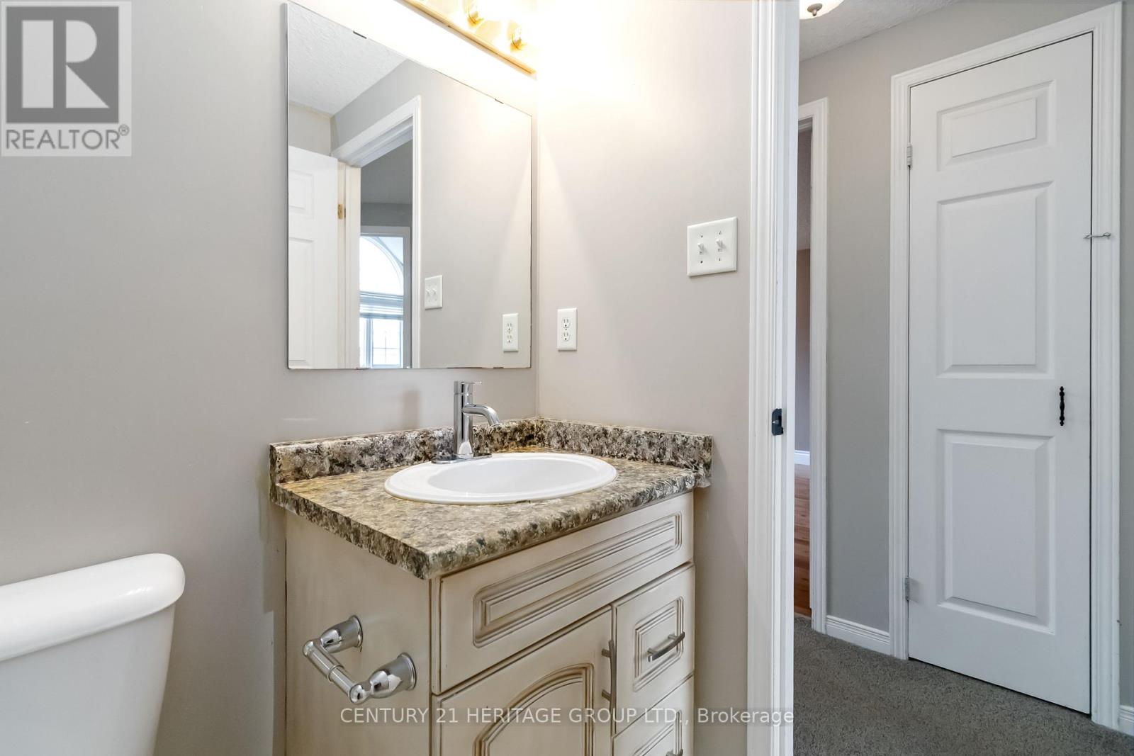 77 Doyle Drive, Guelph, Ontario N1G 5B9 - Photo 37 - X12525664