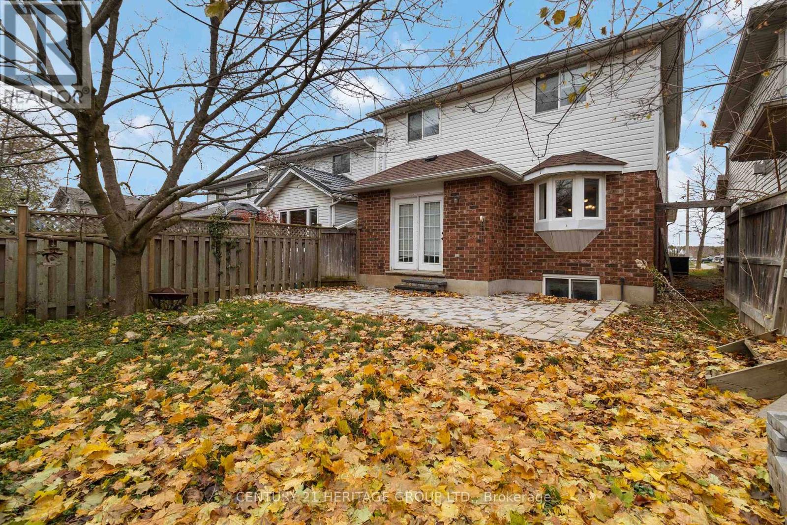 77 Doyle Drive, Guelph, Ontario N1G 5B9 - Photo 46 - X12525664