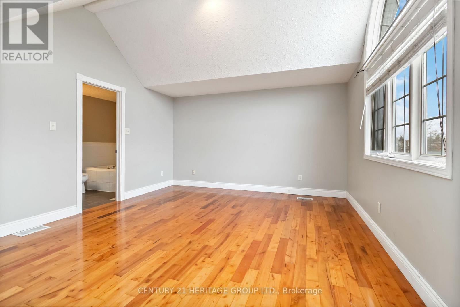 77 Doyle Drive, Guelph, Ontario N1G 5B9 - Photo 31 - X12525664