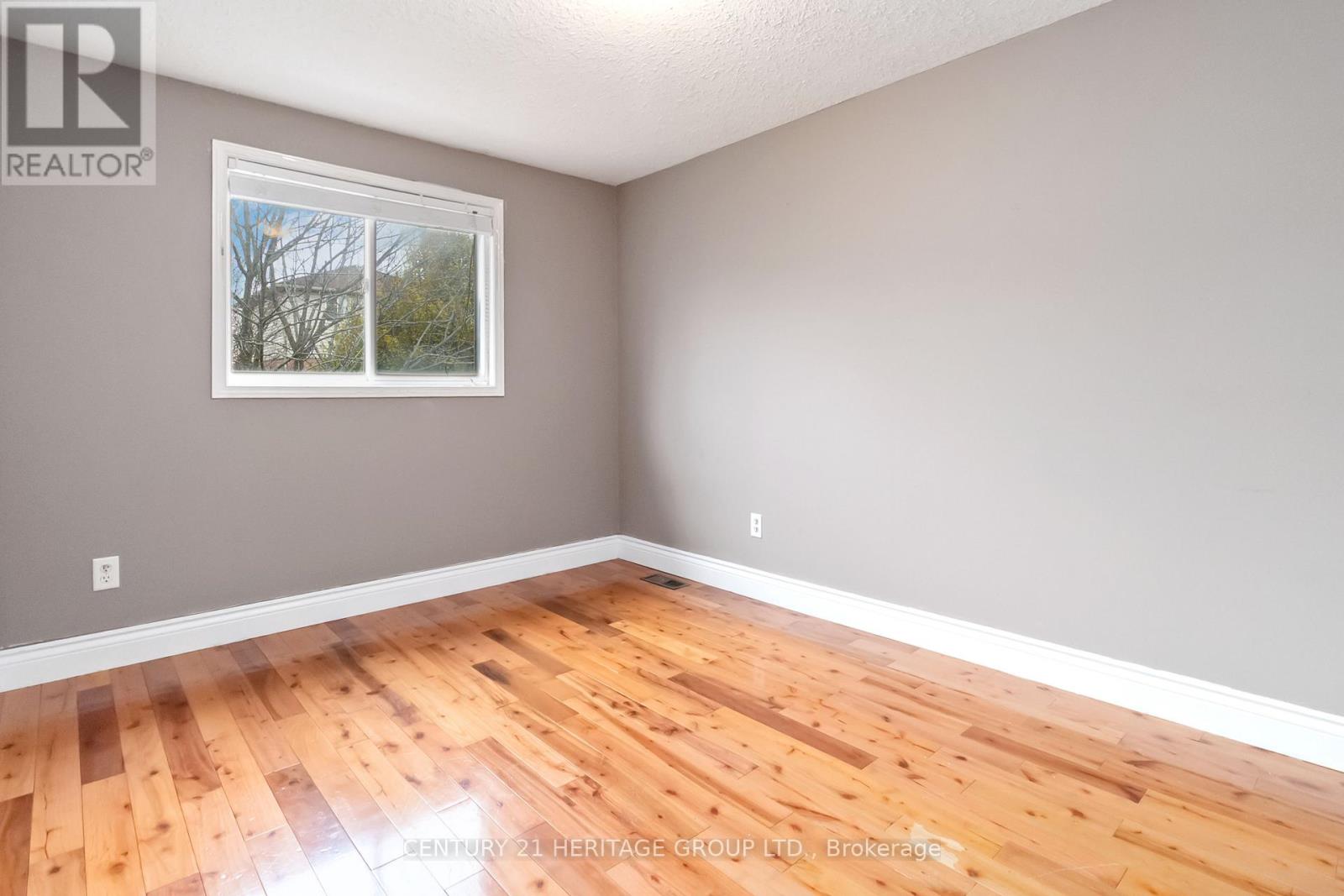 77 Doyle Drive, Guelph, Ontario N1G 5B9 - Photo 38 - X12525664