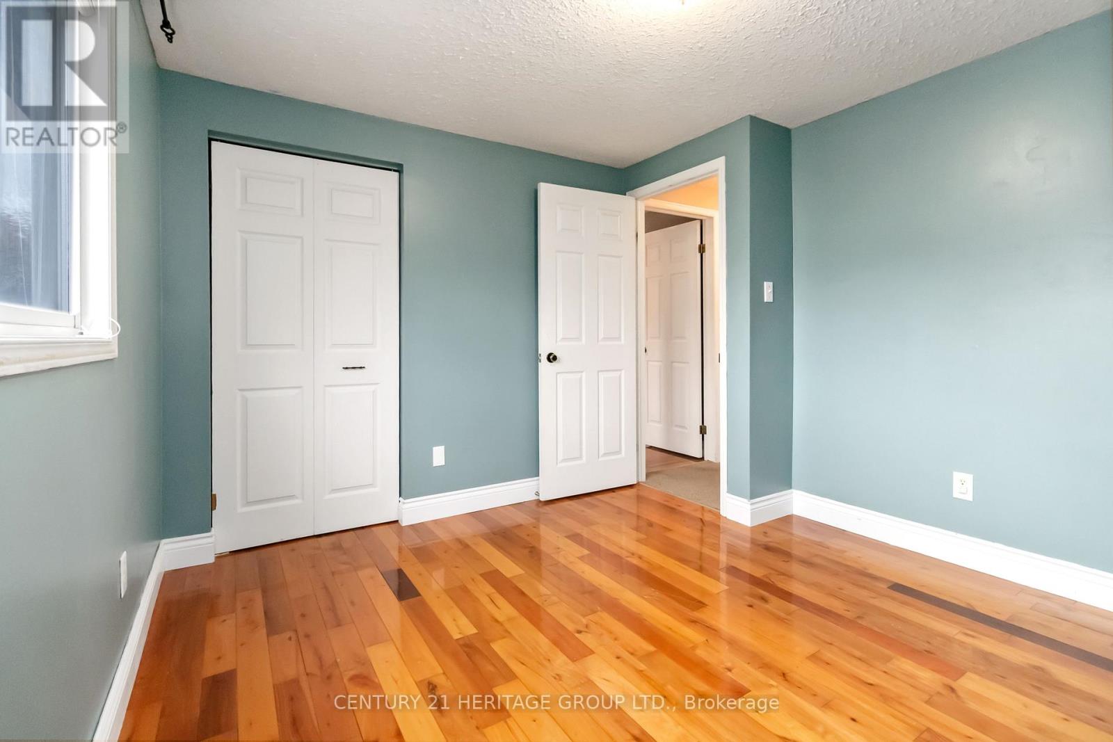 77 Doyle Drive, Guelph, Ontario N1G 5B9 - Photo 41 - X12525664