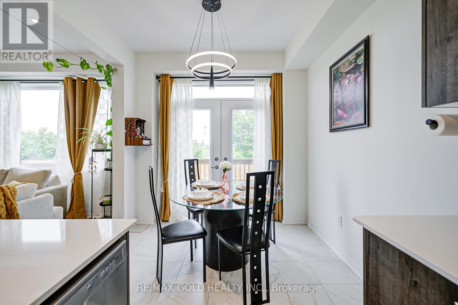 8 - 10 Freedom Crescent, Hamilton, Ontario  L0R 1W0 - Photo 13 - X12550366