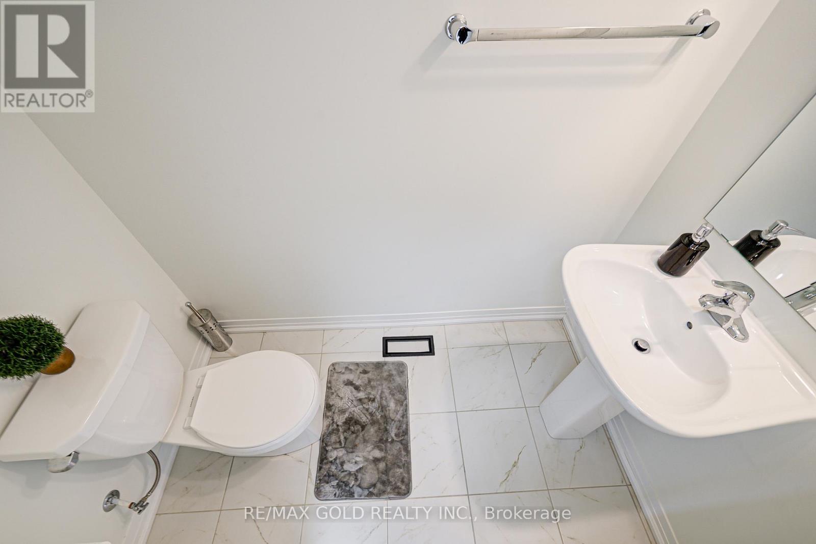 8 - 10 Freedom Crescent, Hamilton, Ontario  L0R 1W0 - Photo 23 - X12550366