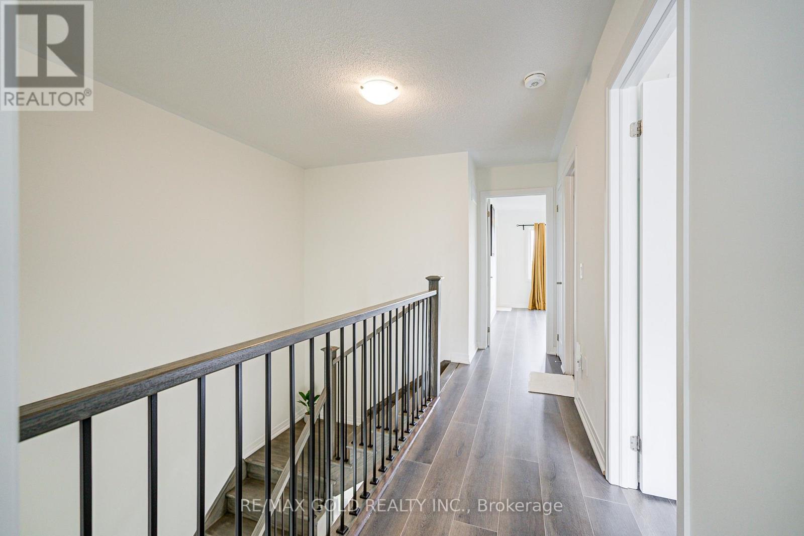 8 - 10 Freedom Crescent, Hamilton, Ontario  L0R 1W0 - Photo 25 - X12550366