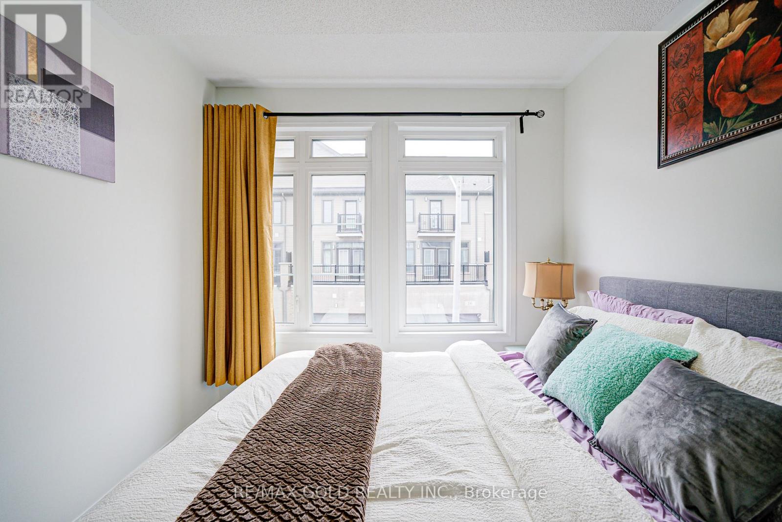 8 - 10 Freedom Crescent, Hamilton, Ontario  L0R 1W0 - Photo 29 - X12550366