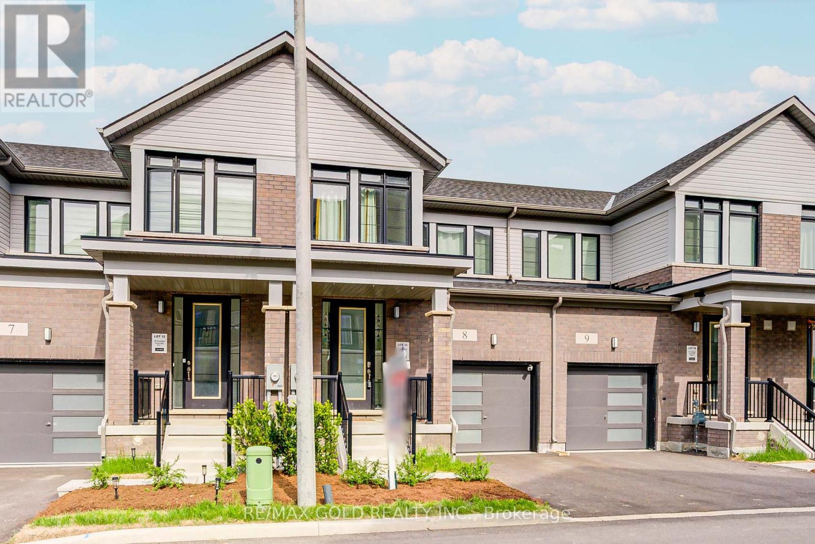 8 - 10 Freedom Crescent, Hamilton, Ontario  L0R 1W0 - Photo 3 - X12550366