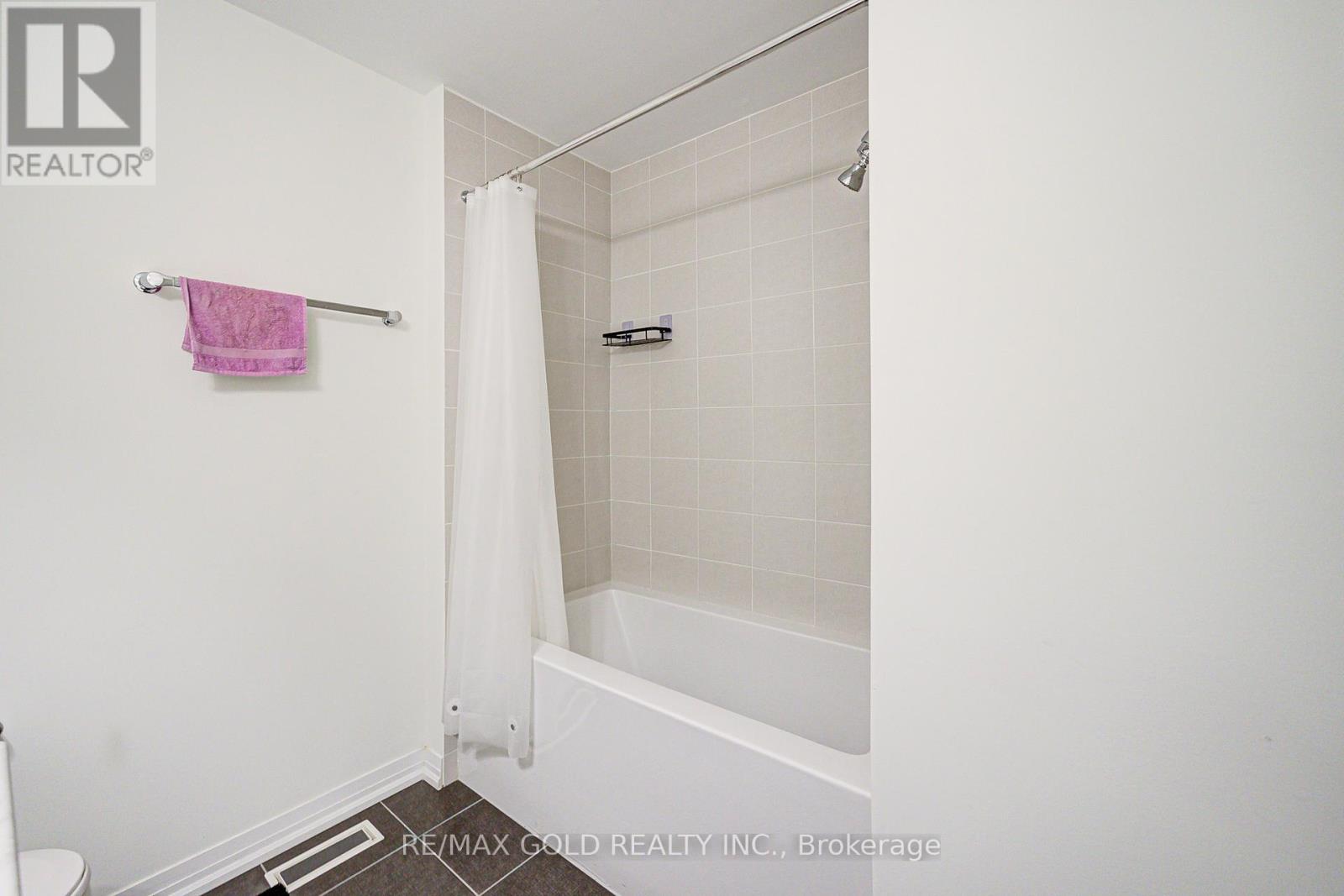 8 - 10 Freedom Crescent, Hamilton, Ontario  L0R 1W0 - Photo 32 - X12550366