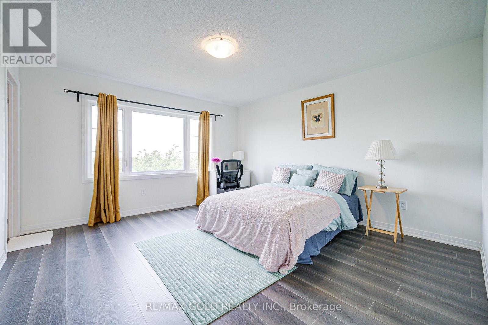 8 - 10 Freedom Crescent, Hamilton, Ontario  L0R 1W0 - Photo 33 - X12550366