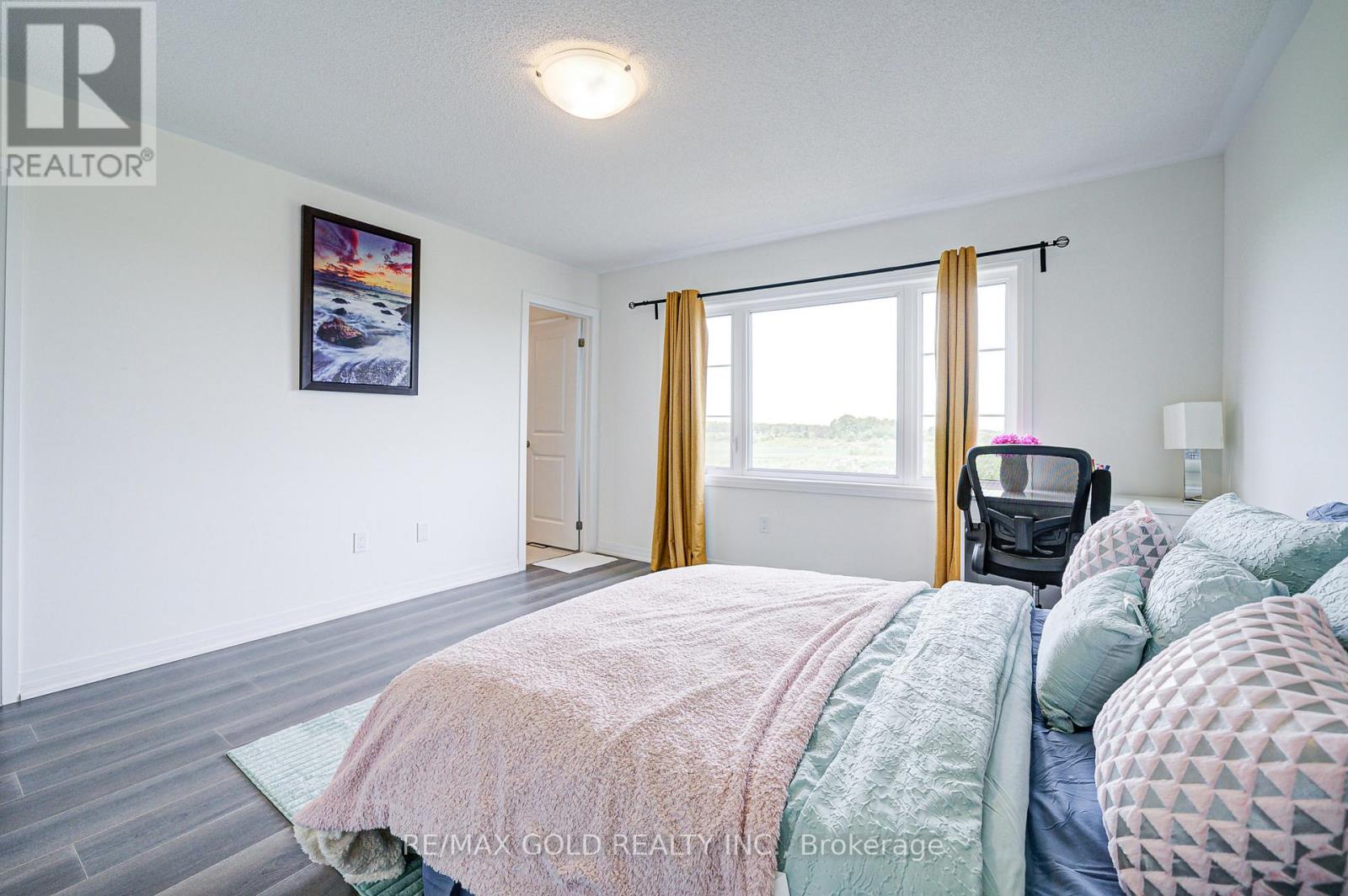 8 - 10 Freedom Crescent, Hamilton, Ontario  L0R 1W0 - Photo 35 - X12550366