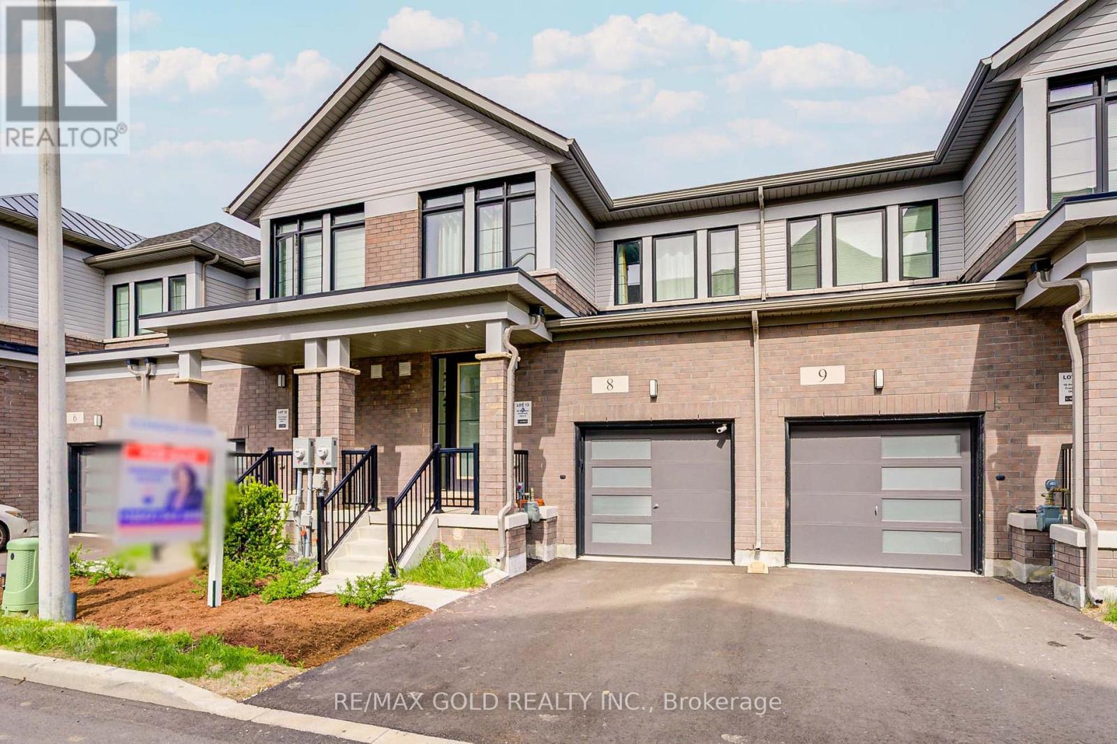 8 - 10 Freedom Crescent, Hamilton, Ontario  L0R 1W0 - Photo 4 - X12550366