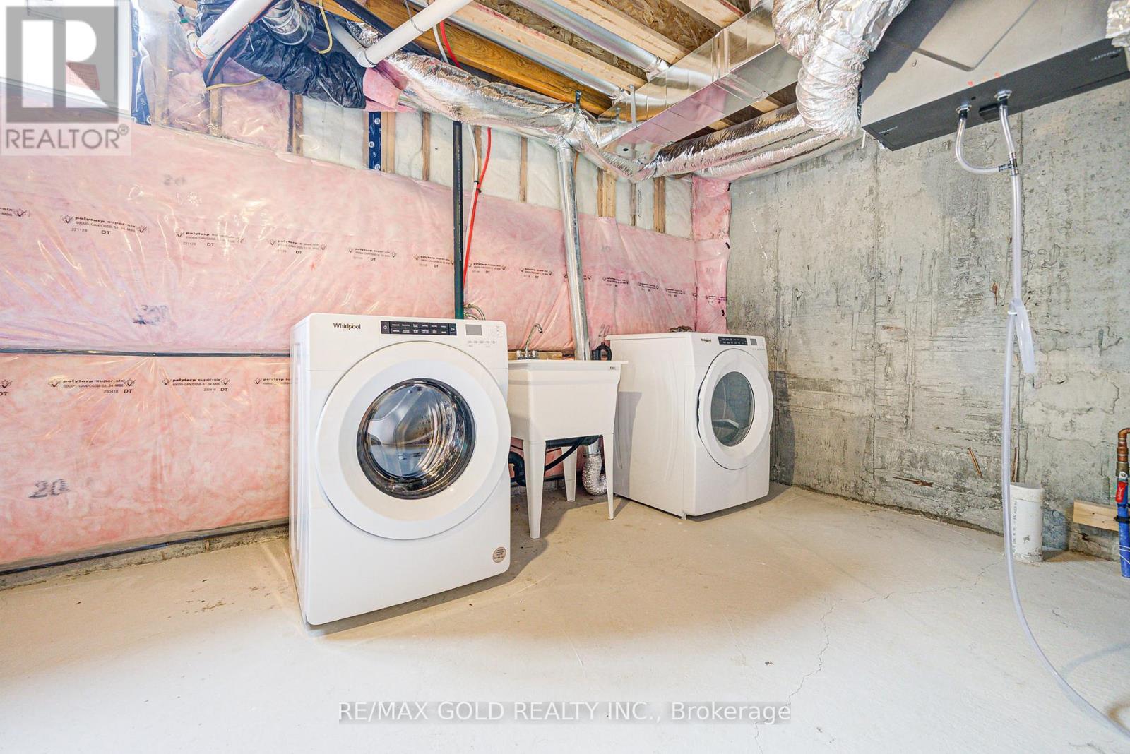 8 - 10 Freedom Crescent, Hamilton, Ontario  L0R 1W0 - Photo 41 - X12550366