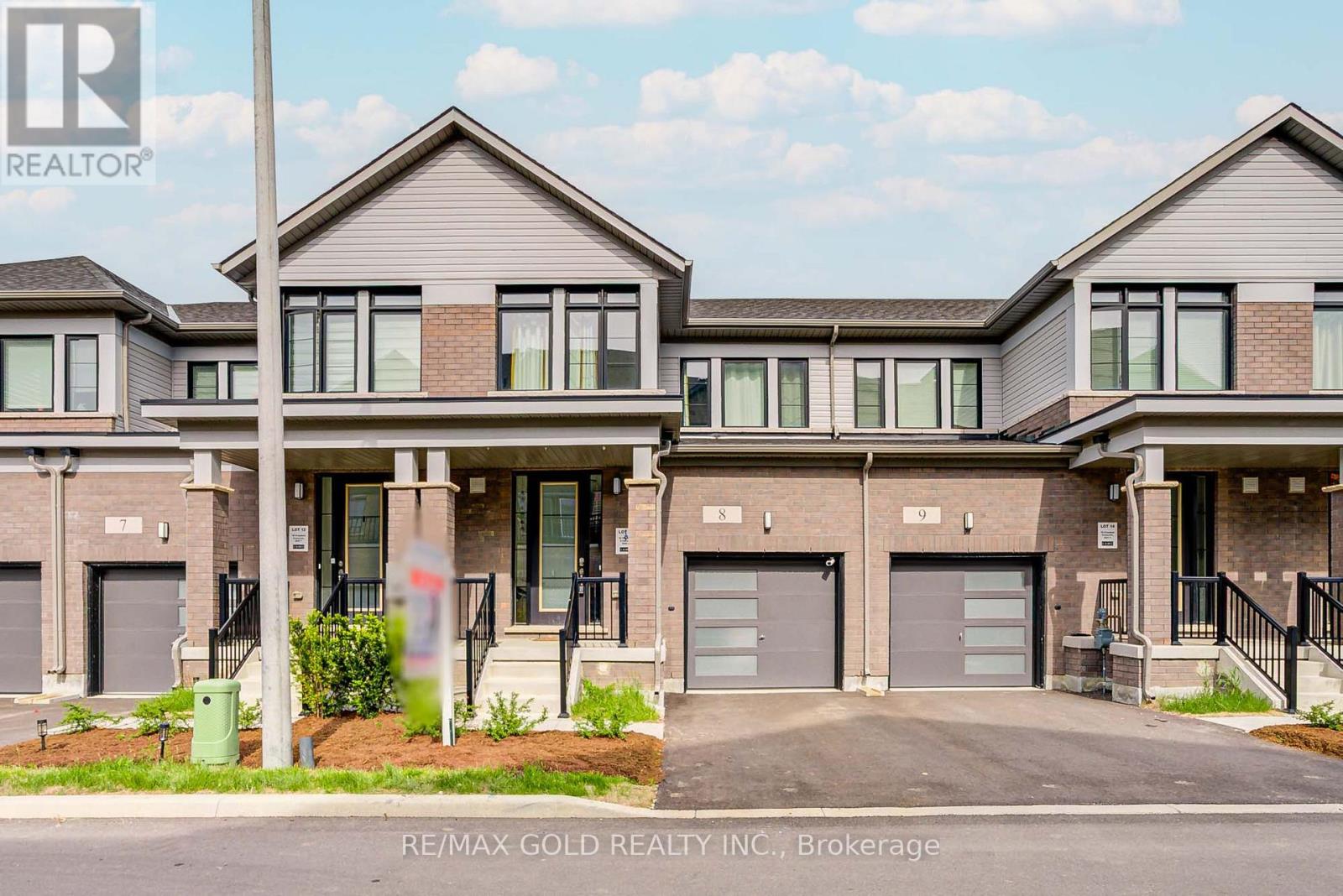 8 - 10 Freedom Crescent, Hamilton, Ontario  L0R 1W0 - Photo 5 - X12550366