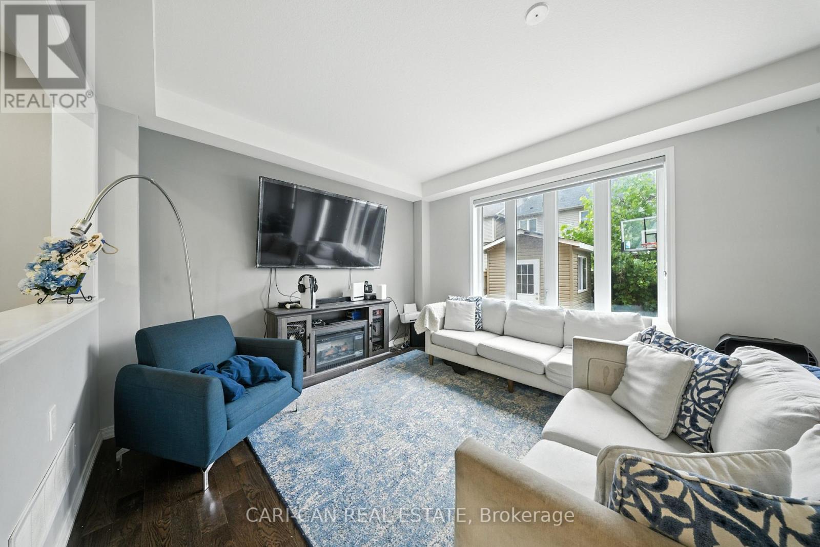 122 Longboat Run West, Brantford, Ontario  N3T 0P3 - Photo 12 - X12550420