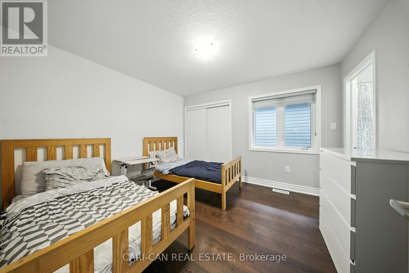 122 Longboat Run West, Brantford, Ontario  N3T 0P3 - Photo 21 - X12550420
