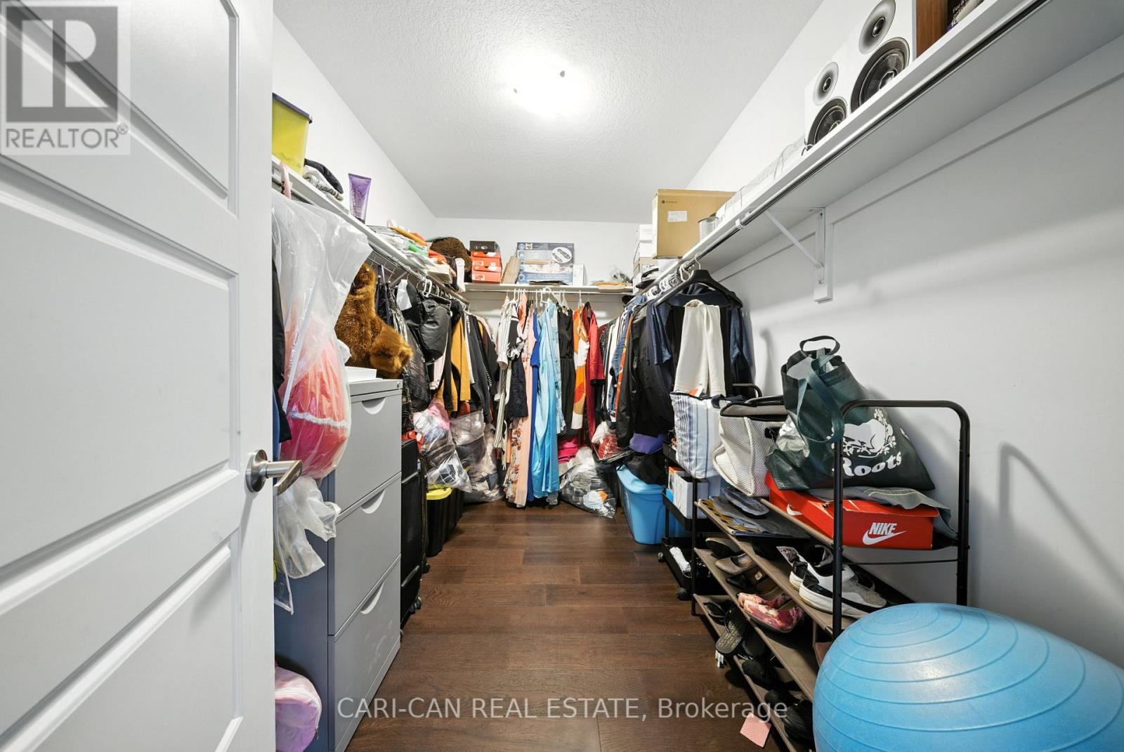 122 Longboat Run West, Brantford, Ontario  N3T 0P3 - Photo 27 - X12550420